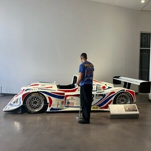 Meet your Posher, Dom